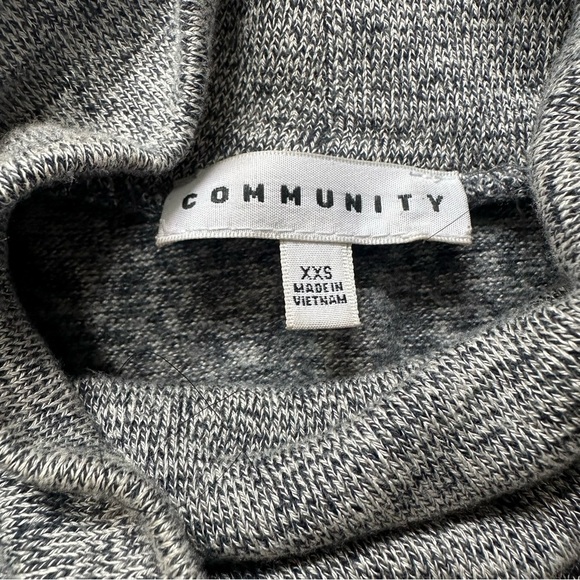 Aritzia Community Mock Neck Long Sleeve Sweater Sz XXS - Picture 8 of 8